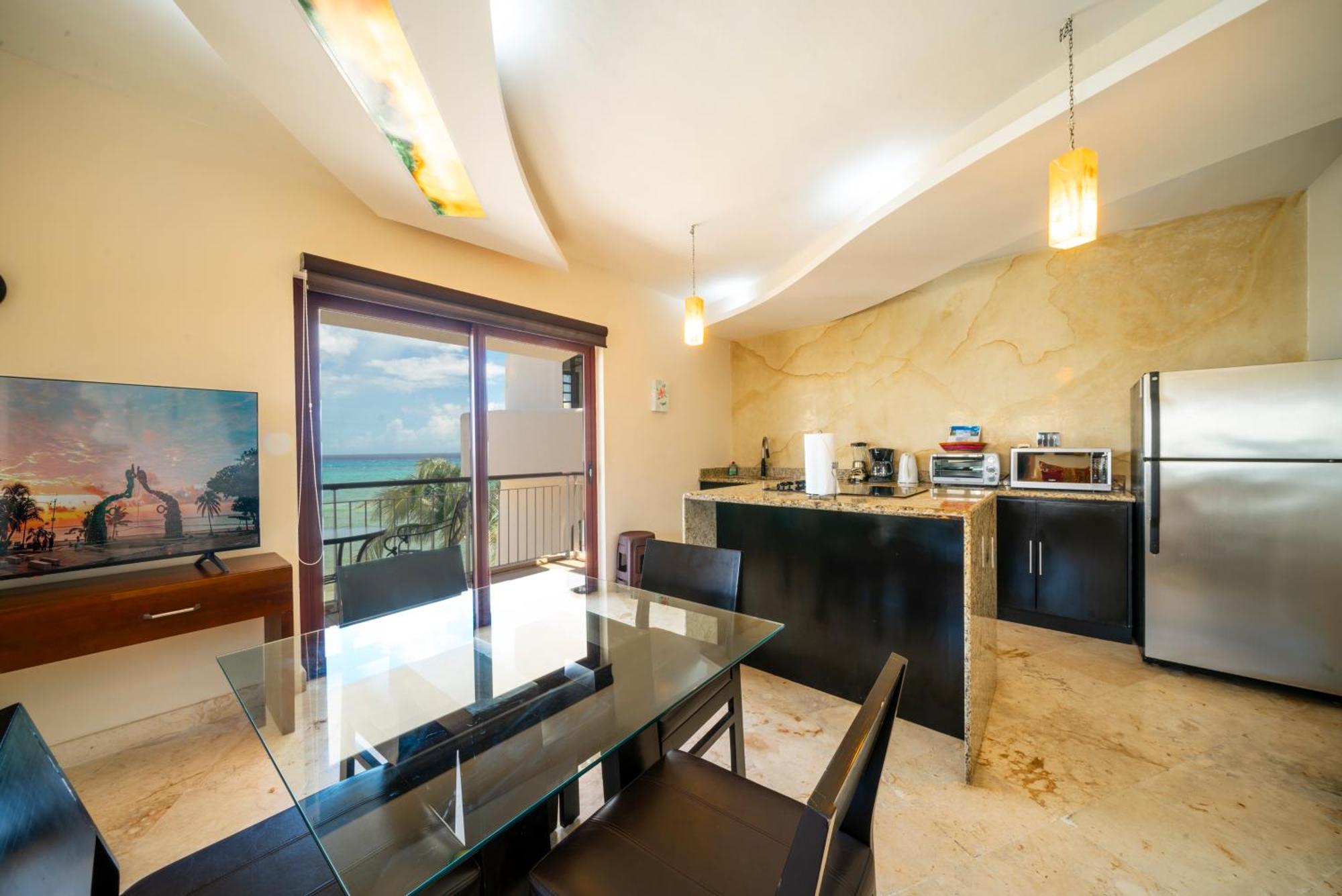 Beachfront 1 Bedroom Condo - El Faro, Surf 407 Playa del Carmen Exterior photo